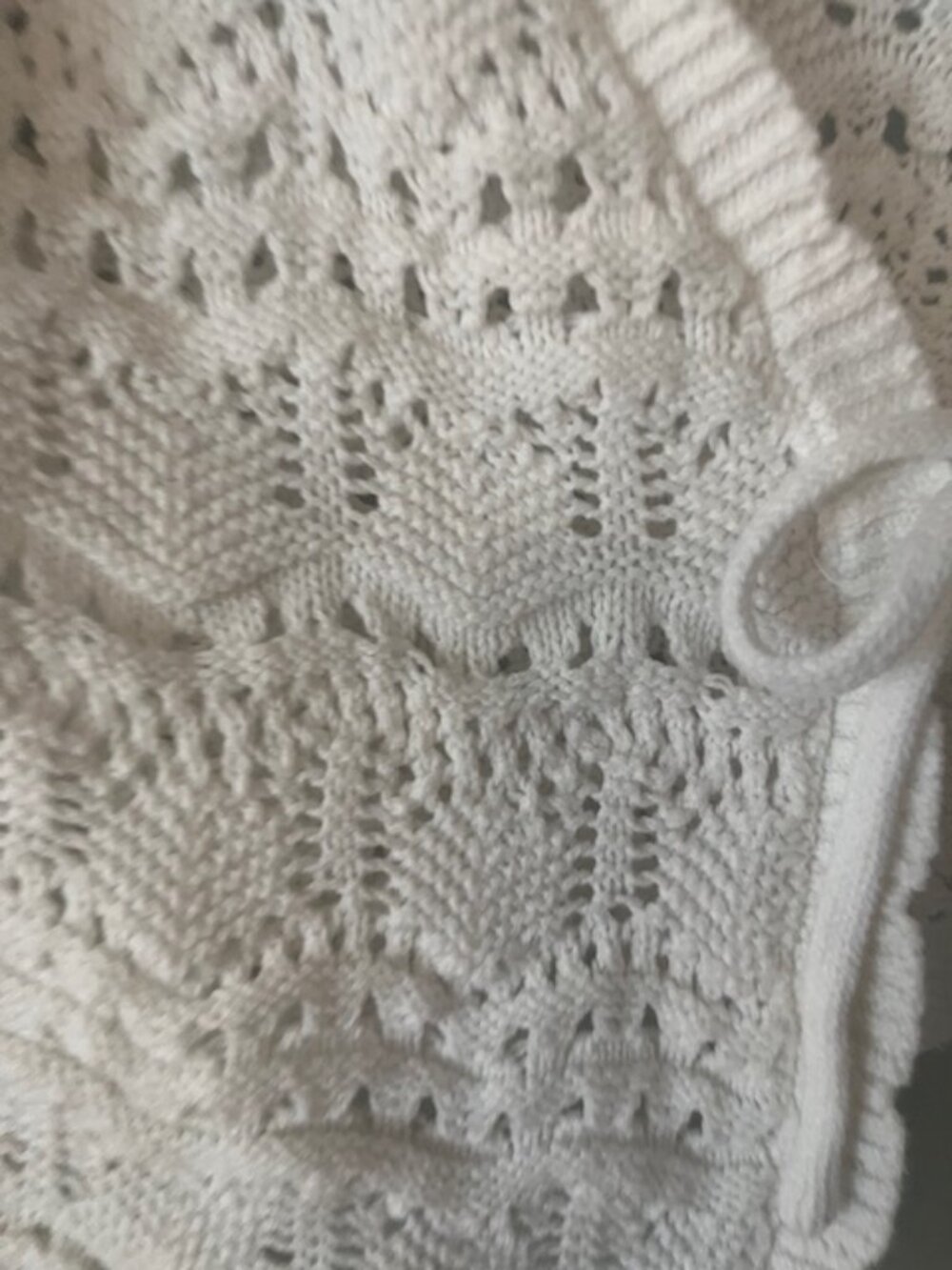 Moon & Madison White Crochet Front Tie Cardigan Sweater Large L - Picture 3 of 8